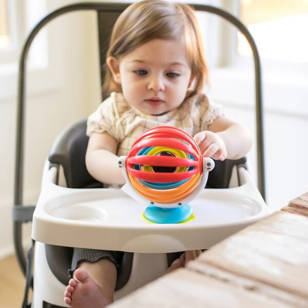 Baby Einstein Aktív játék tapadókoronggal, Sticky Spinner™, 3 hó+